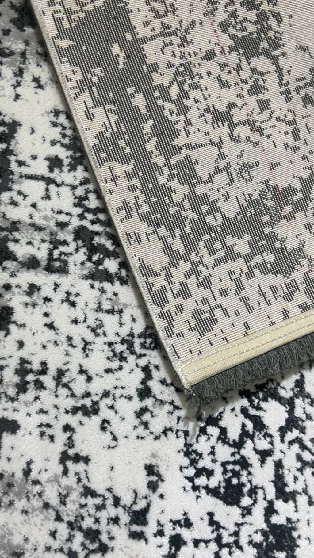 Zev Dark Serisi Zümrüt Siyahı Modern Grunge Triko Akrilik Salon Misafir Odası Halısı- %60 Fırsat Outlet st025  160x230