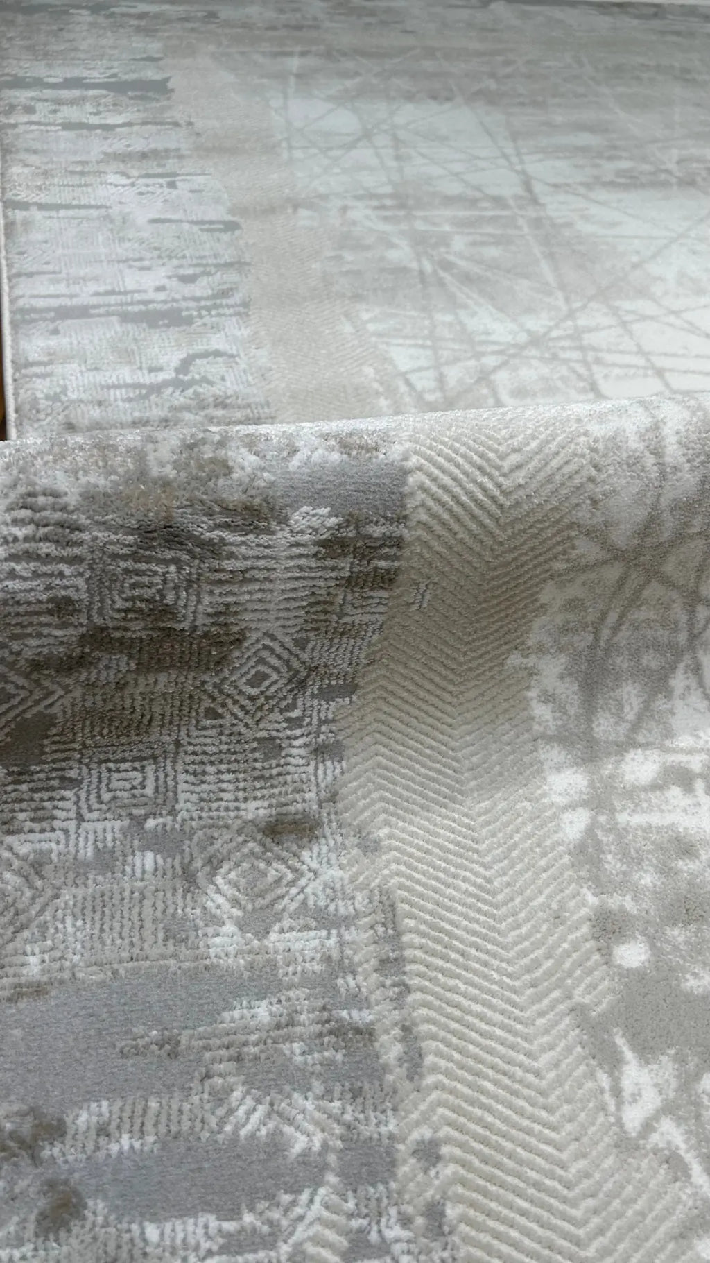 Zev Halı Prime PR004 Gri Soyut Çizgili Çerçeveli Toz Yapmaz Halı 160x230