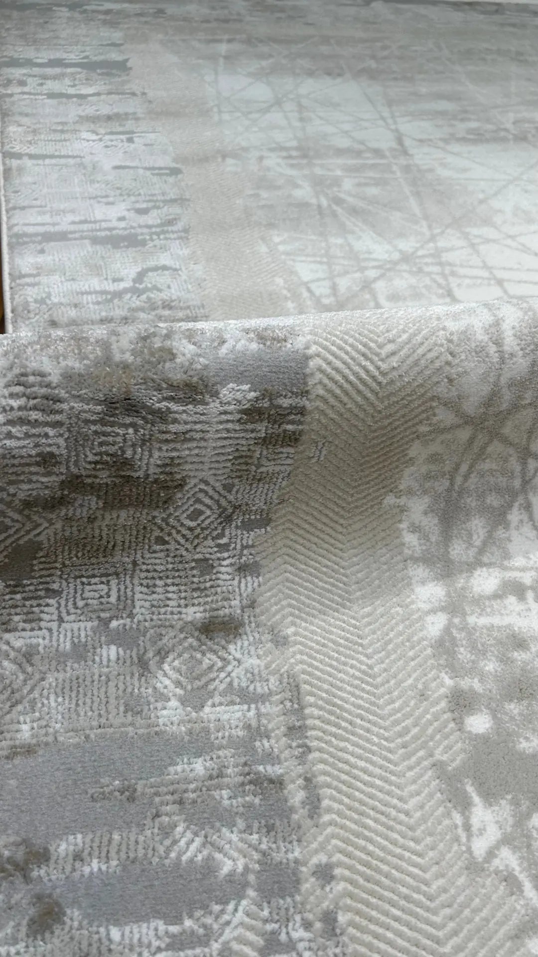 Zev Halı Prime PR004 Gri Soyut Çizgili Çerçeveli Toz Yapmaz Halı 160x230