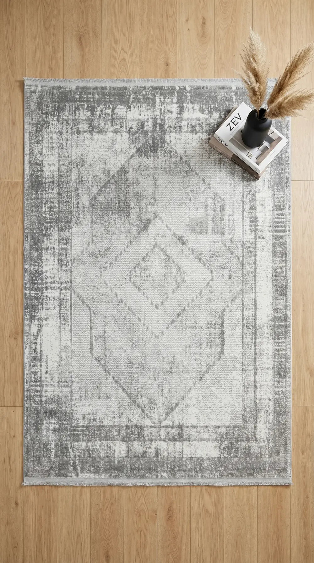 Zev VoguiGri Baklava Desenli Eskitme Görünümlü Modern Halı St039 150x230