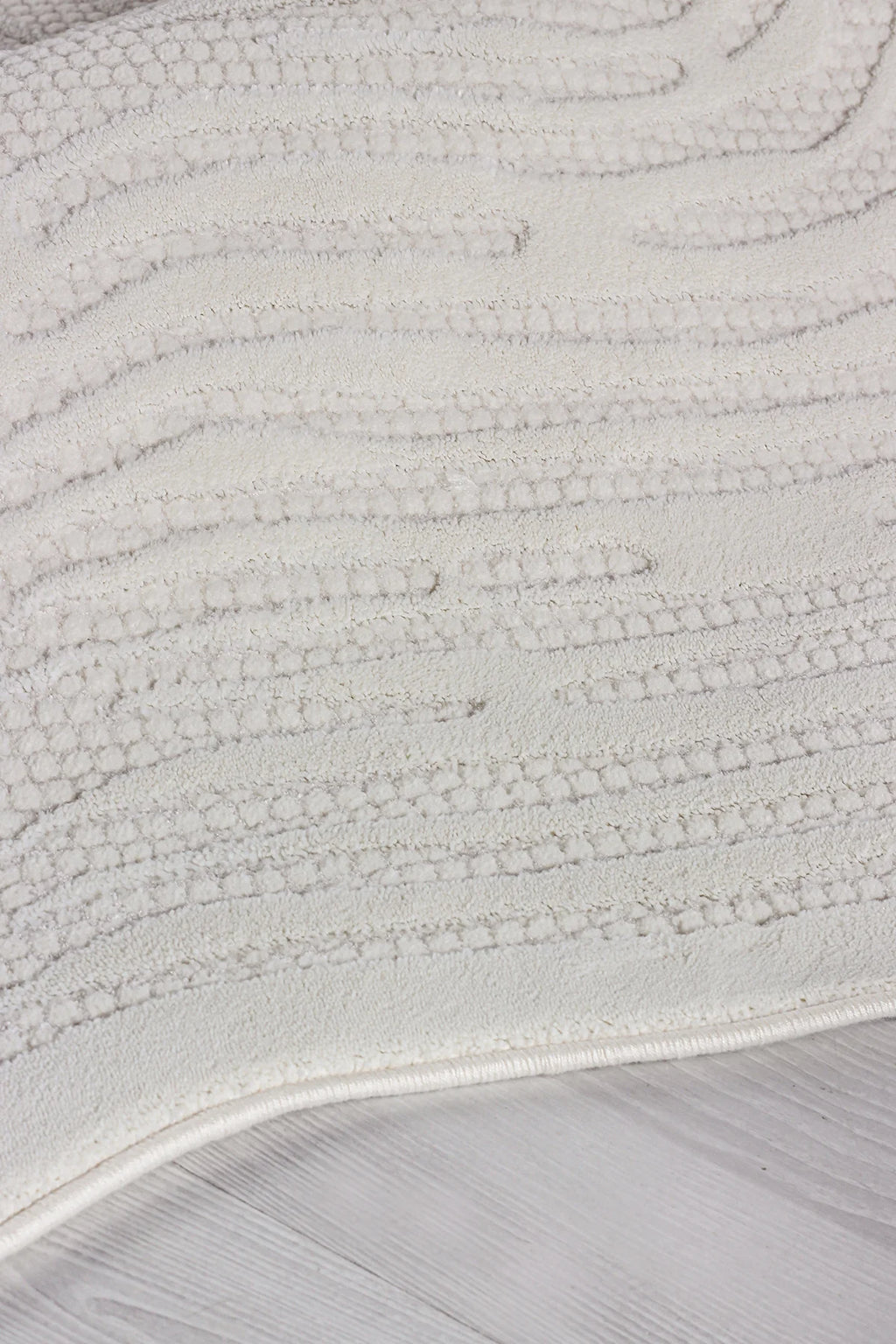 Krem renkli yumuşak dokulu makine halısı, oturma odası ve koridor için modern yolluk