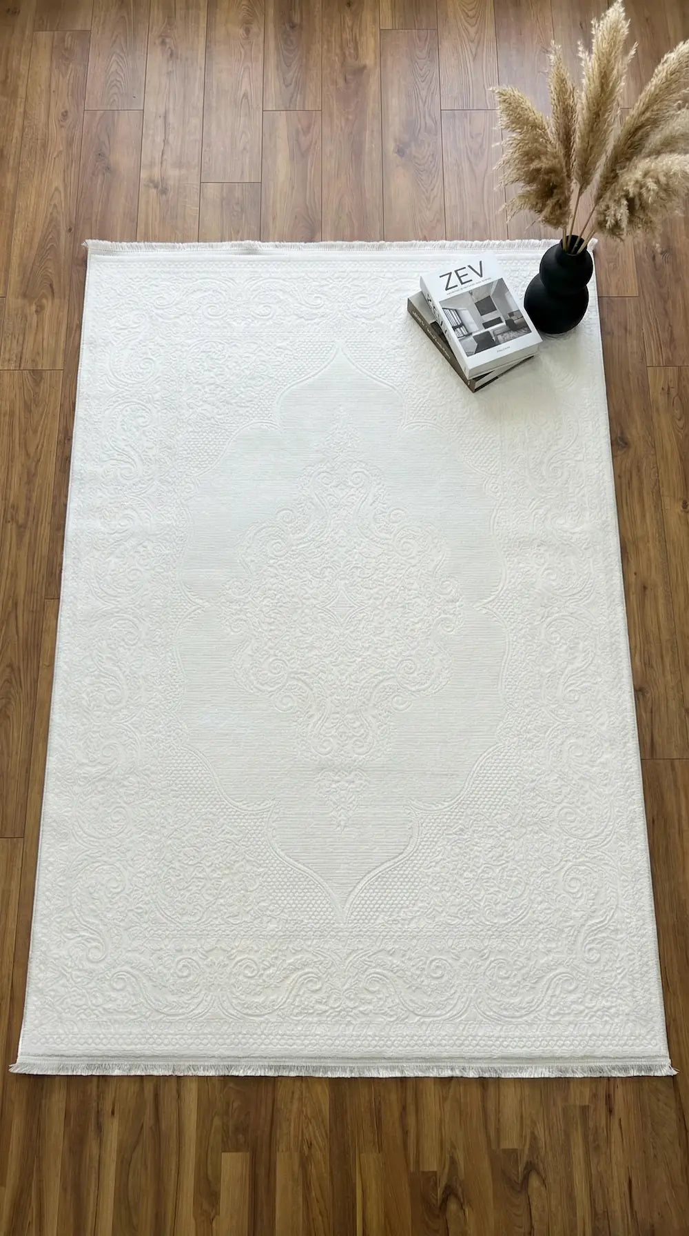 Zev Halı Prime PR022 Beyaz Kabartma Desenli Lüks Salon Halısı 160x230