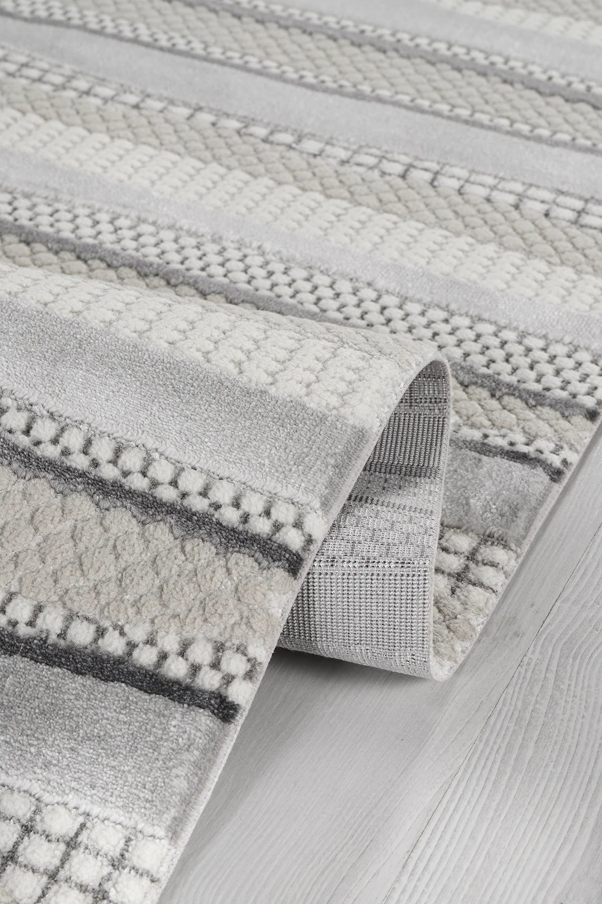 Antrasit gri yumuşak dokulu desenli salon, mutfak ve koridor halısı