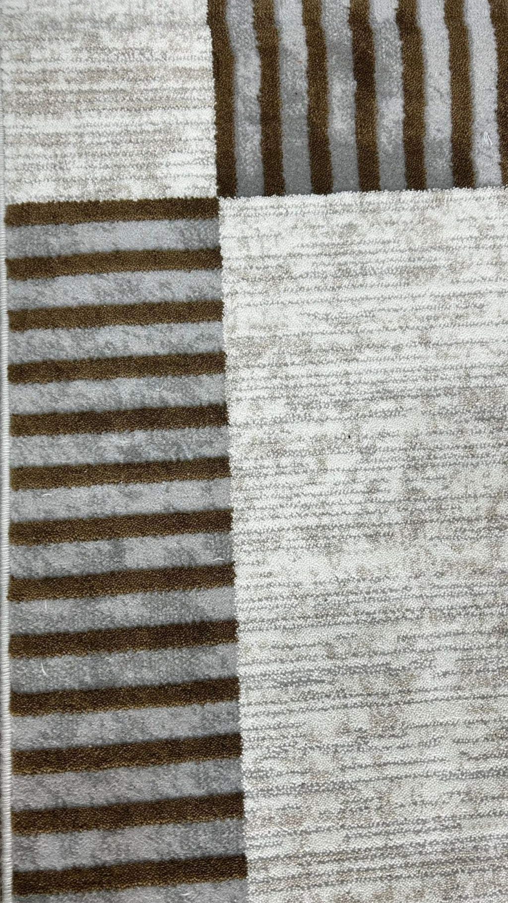 سجادة زيف ستون سيريز مخططة بحواف من الأكريليك، موديل st005، لون كريمي، مقاس 150×230 سم - خصم 60% في المتجر