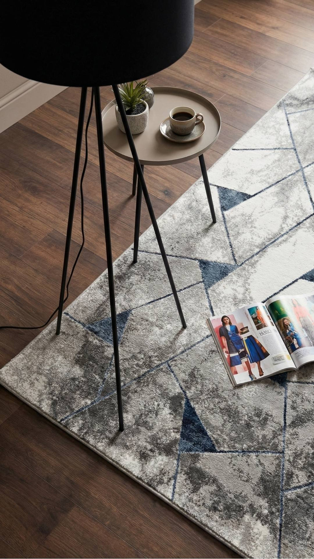 Zev Stone Serisi:Gri Lacivert Modern Geometrik Akrilik Salon Halısı st014 150x230