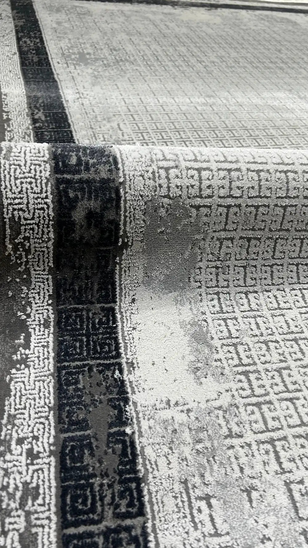 Zev Halı Prime PR011 |Gri Antrasit Çerçeveli Mikro Geometrik Toz Yapmaz Halı 160x230