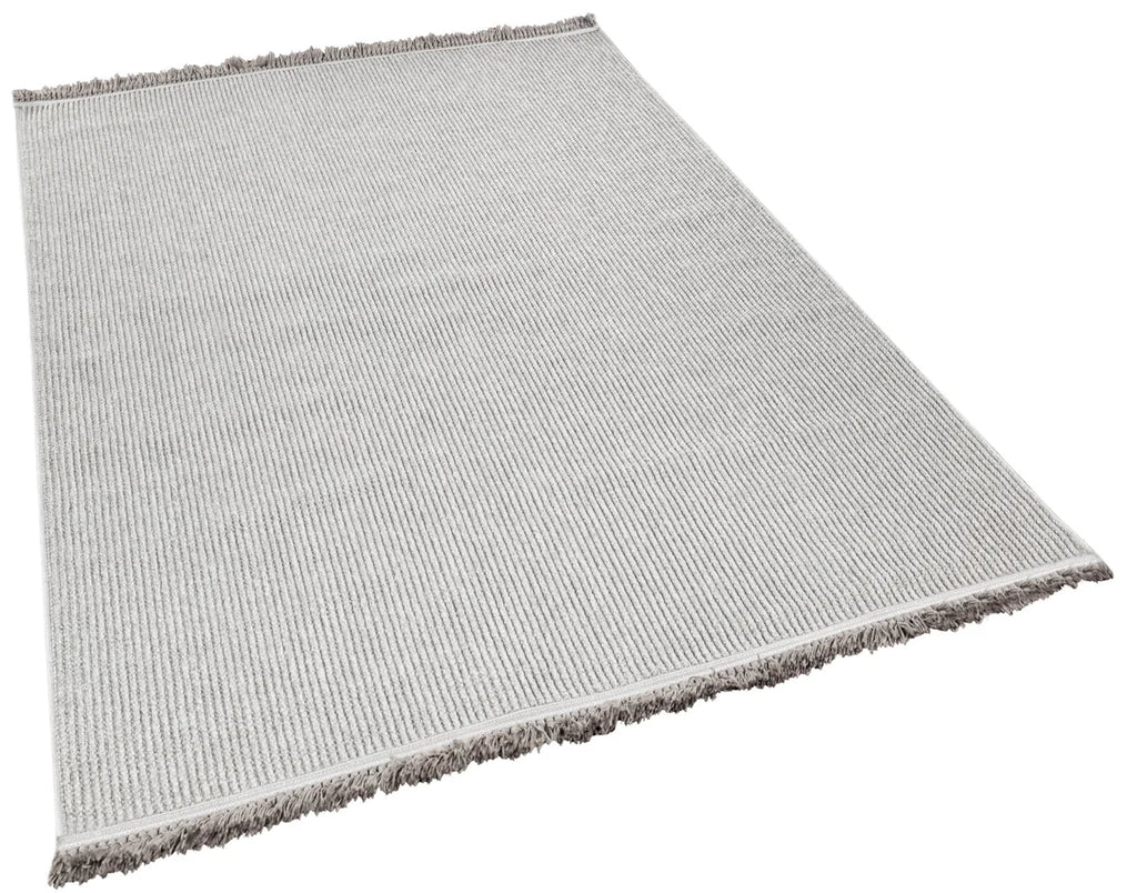 Gri renk makine dokuma detaylı ince çizgili kumaş halı, dört kenarında püsküllü