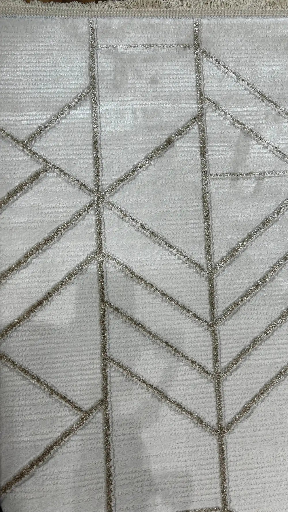 Zev Halı Prime PR012 Krem Parlak Geometrik Çizgili Toz Yapmaz Halı 160x230