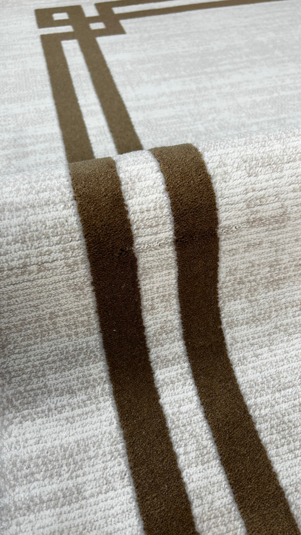 Zev Stone Serisi: %60 İndirimle Modern Bordürlü Akrilik Fırsatı st007 Kahve 150x230