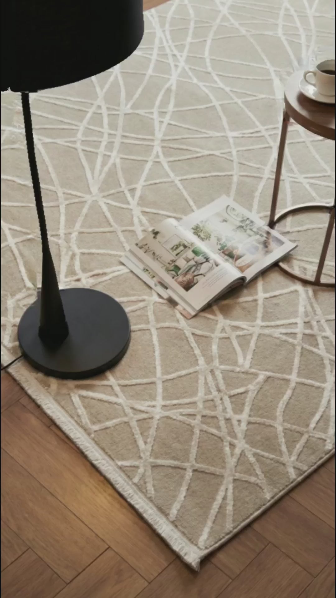 Zev Stone Serisi: Kaotik Çizgili Akrilik Halı  -  %60 Outlet Fırsatı st011 Vizon 140x230