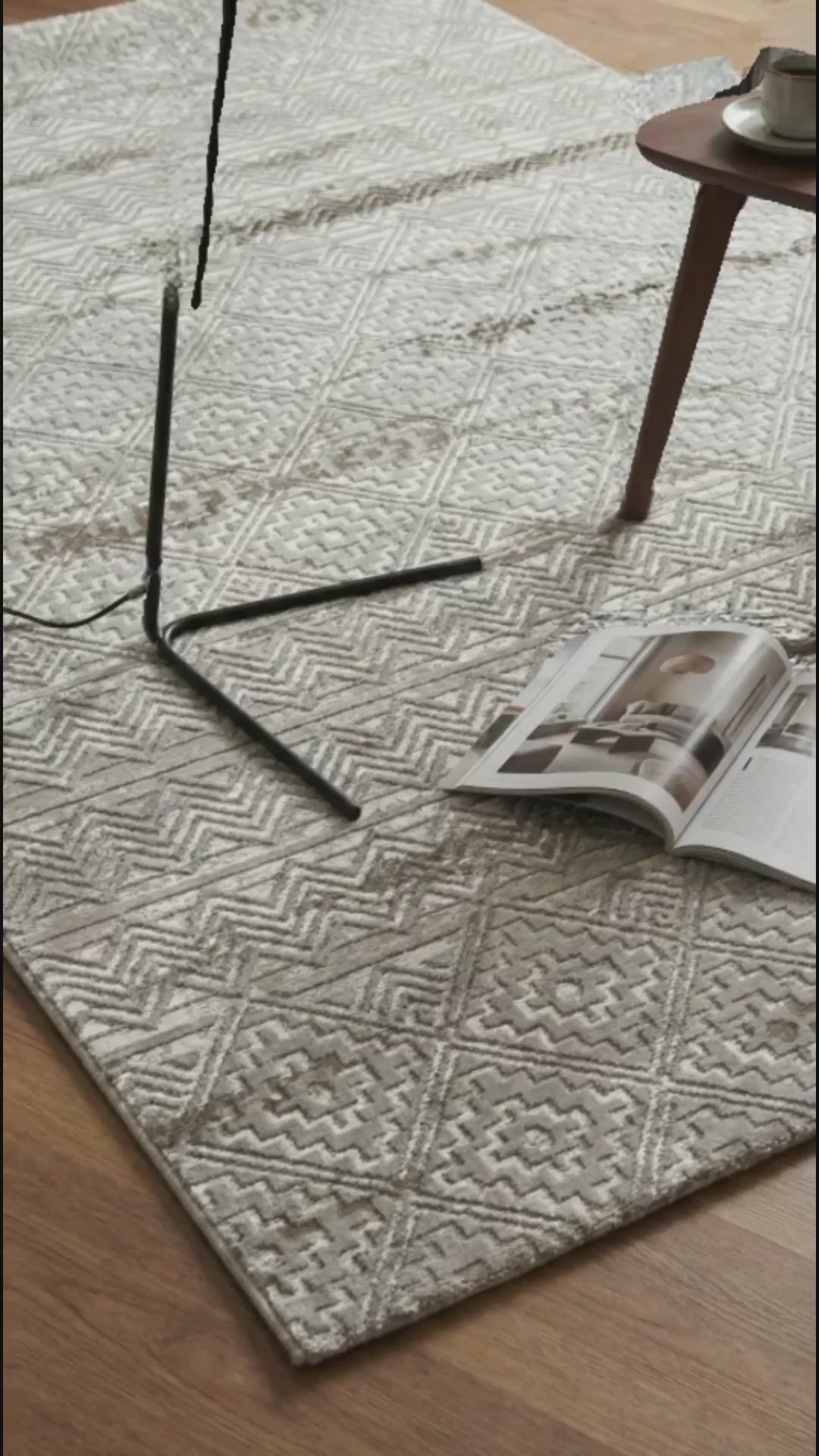 Zev Stone Serisi:Zeminlerinizde Kültürel Bir Dokunuş: %60 İndirimle Etnik Akrilik Seçkisi st013 Kahve 150x230