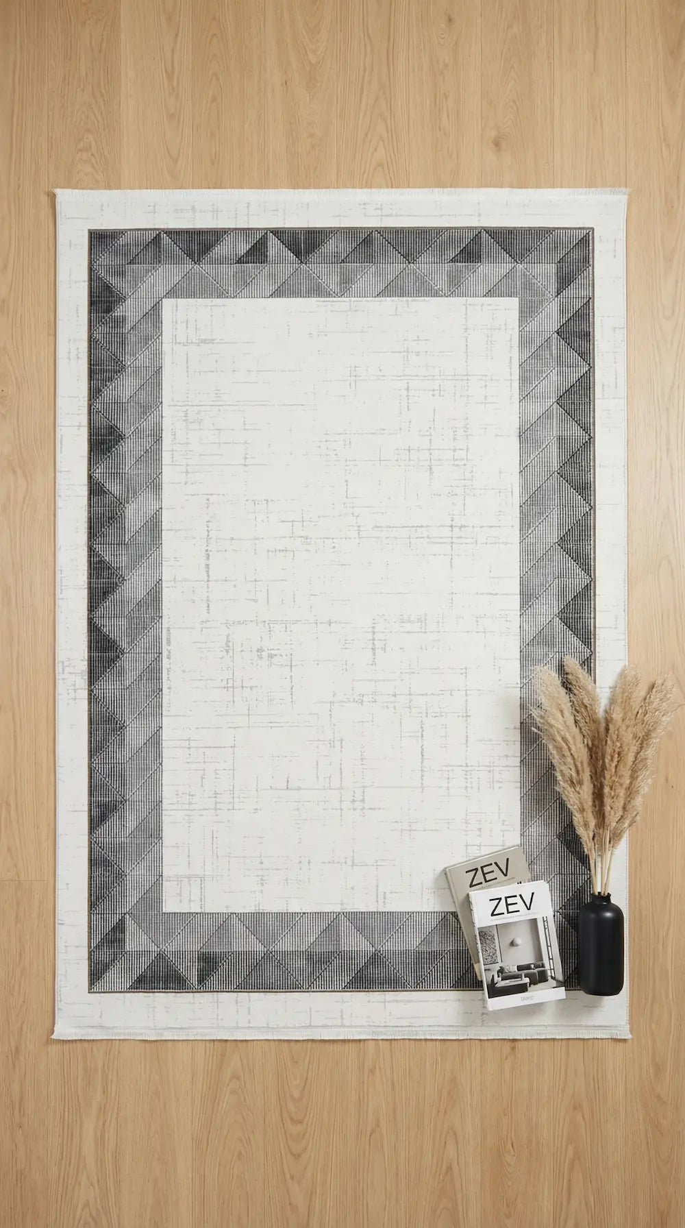 Zev Halı Prime PR017 Krem Antrasit Üçgen Bordürlü Modern Salon Halısı 160x230