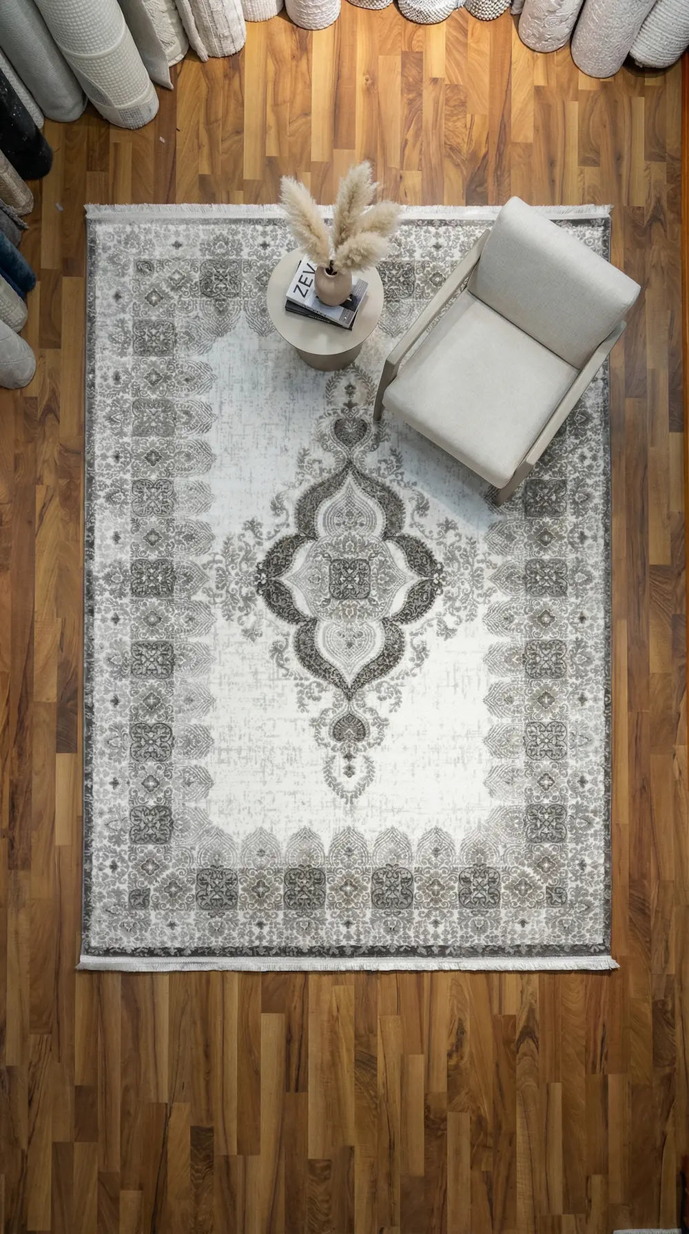 Zev Halı Prime PR025 Krem Vizon Madalyonlu Vintage Klasik Saray Halısı 160x230