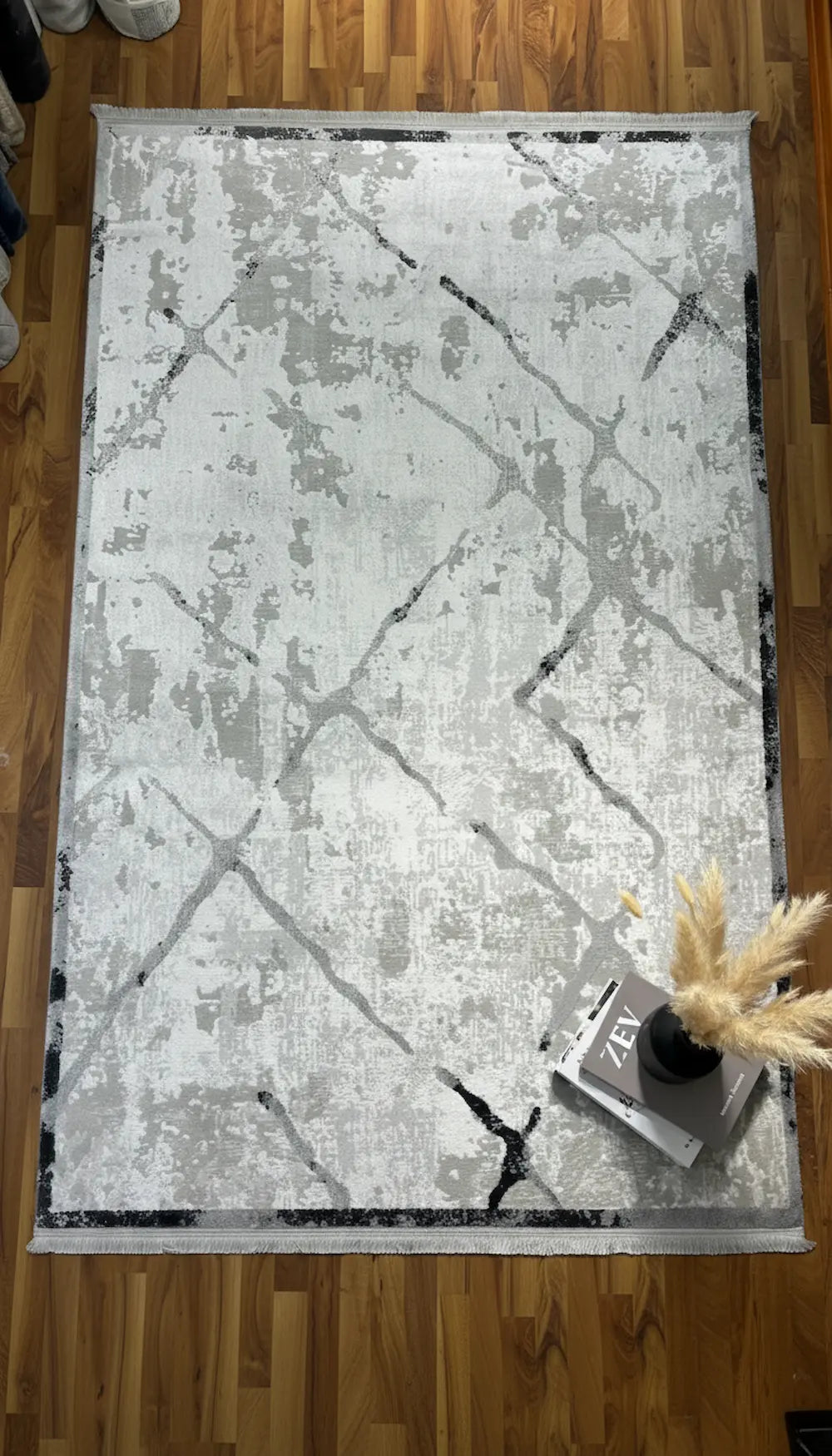 Zev Vogui Antrasit Mermer Desenli Soyut Modern Salon Halısı VG041 160x230