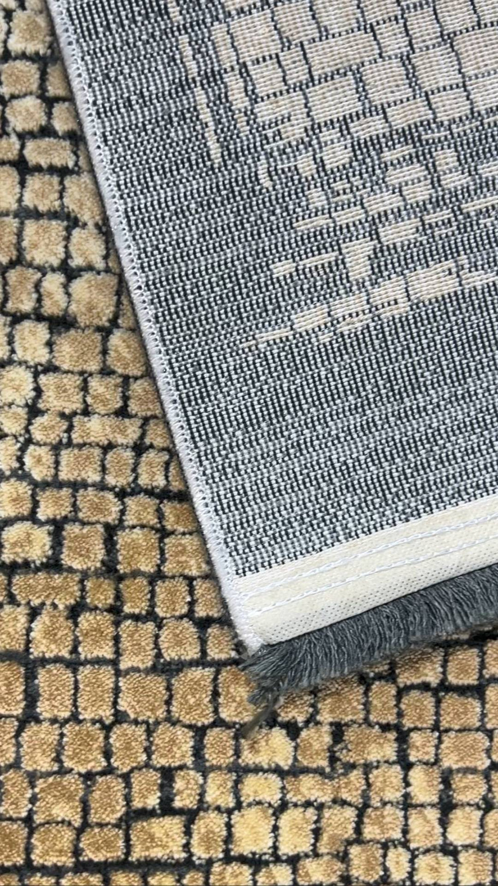 Zev Dark Serisi Zümrüt Siyahı Hardal Sarı Detaylı Çerçeveli Triko Akrilik Salon Halısı- %60 Fırsat Outlet st024  160x230