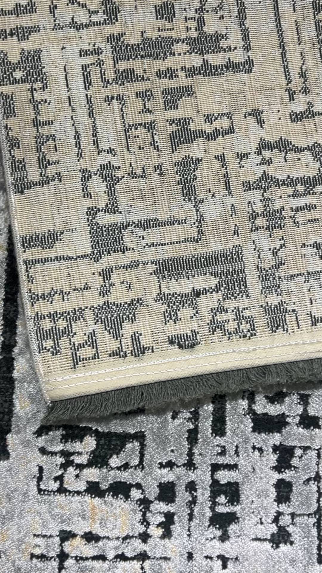 سجادة غرفة معيشة من سلسلة زيف دارك، لونها أسود زمردي وأصفر خردلي، بتفاصيل عرقية دمشقية، مصنوعة من الأكريليك - خصم 60% في منفذ البيع st022 160x230