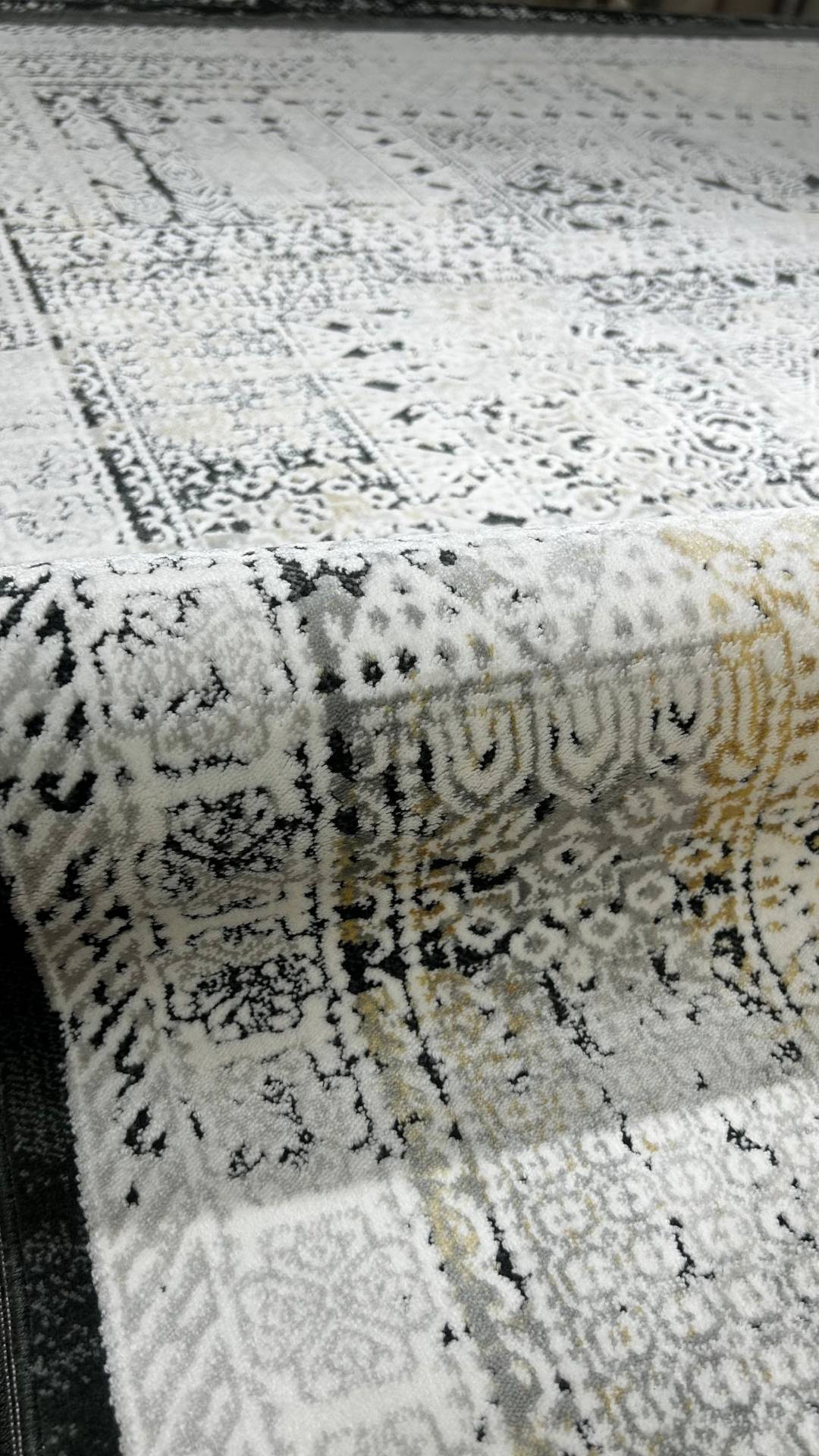 Zev Dark Serisi Zümrüt Siyahı Sarı Etnik Damask Triko Akrilik Salon Yatak Odası Halısı- %60 Fırsat Outlet st023  160x230