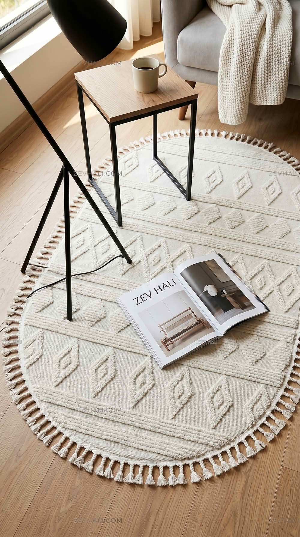 Zev Halı Colorium İskandinavBeyaz Geometrik Oval Özel Ölçü Saçaklı Halı CL15