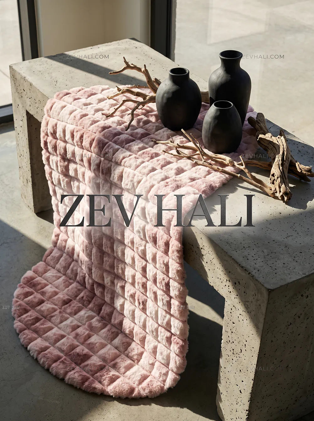 Zev Halı Nerm Batik Pudra Oval 3 Boyutlu Dokuma Kaymaz Tabanlı Peluş Halı NR22