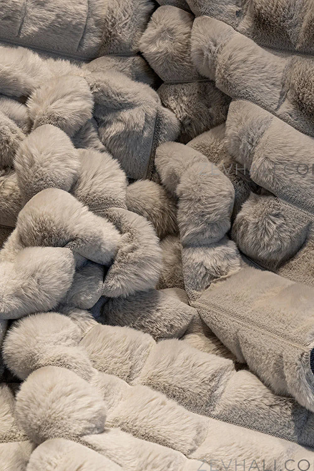 Zev Halı Nerm Gri Kaymaz Keten Taban Yıkanabilir Tüy Dökmeyen Peluş Halı NR04