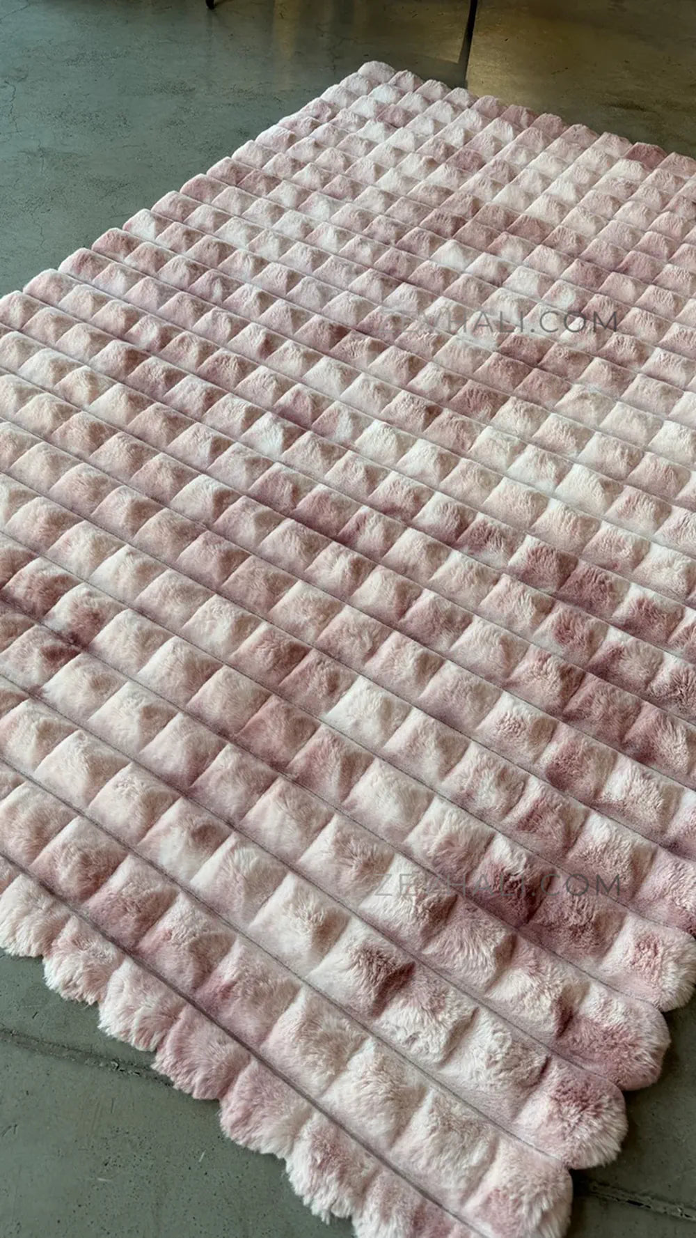 Zev Halı Nerm Batik Pudra Kaymaz Keten Taban Yıkanabilir Tüy Dökmeyen Peluş Halı NR06