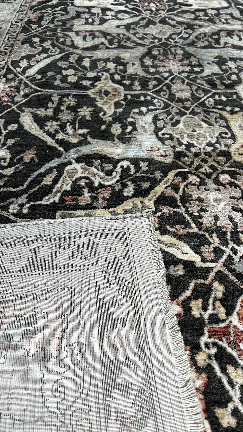 Zev Halı Nostalji Siyah Vintage Etnik Salon Halısı No:3 | Vintage Halılar | Zev Halı