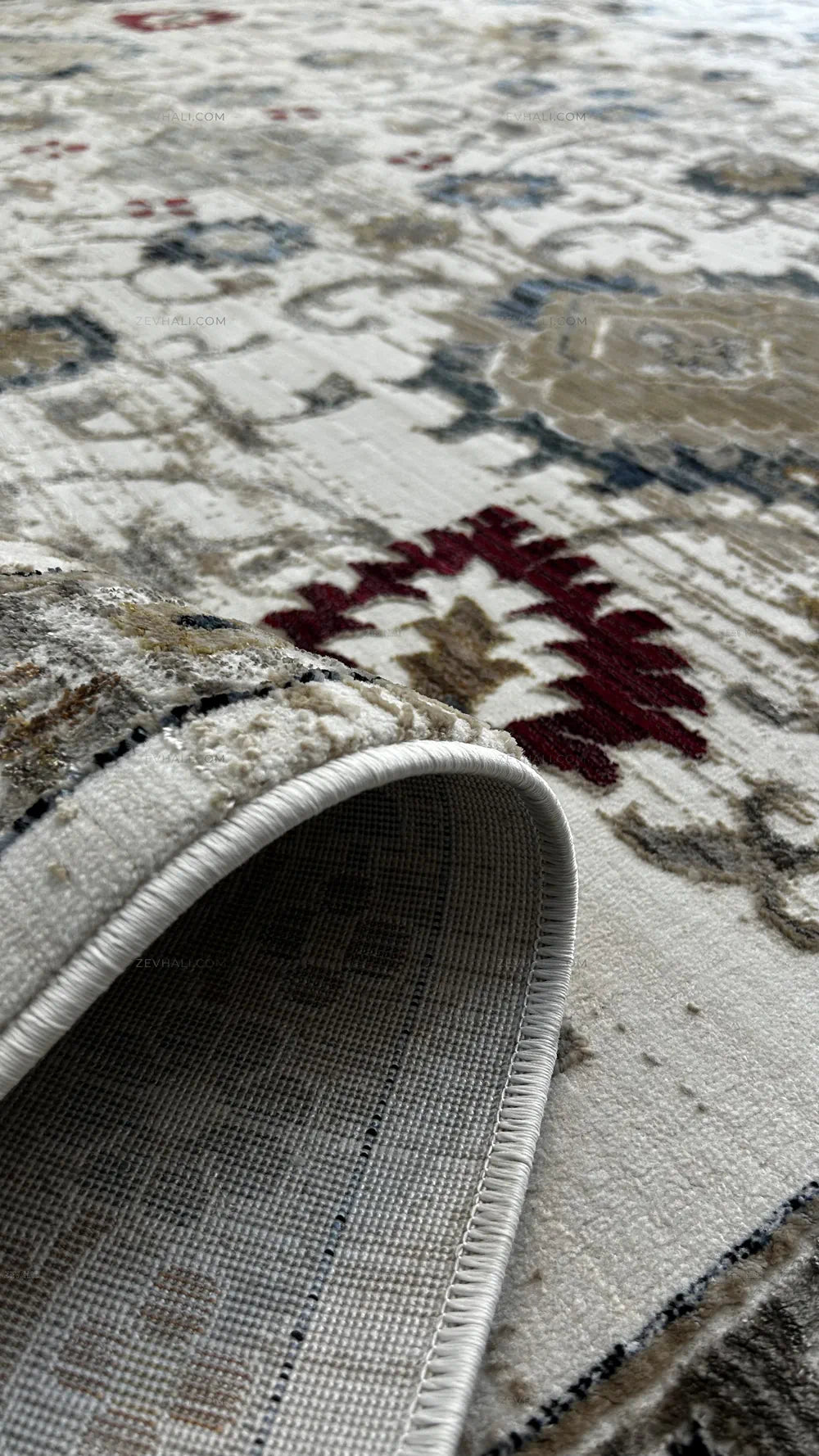 Zev Halı Vintage Krem Vizon Bordo Floral Desenli Parlak Tuşeli İnce Halı VT09