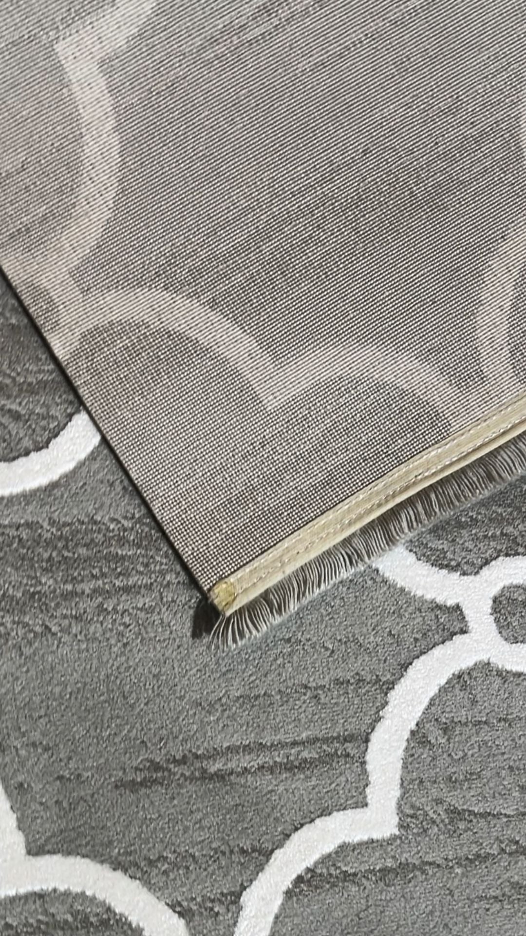 Zev Vogui Serisi Gri Fas Trellis Desenli Triko Akrilik Halı %60 Fırsat Outlet st030  160x230