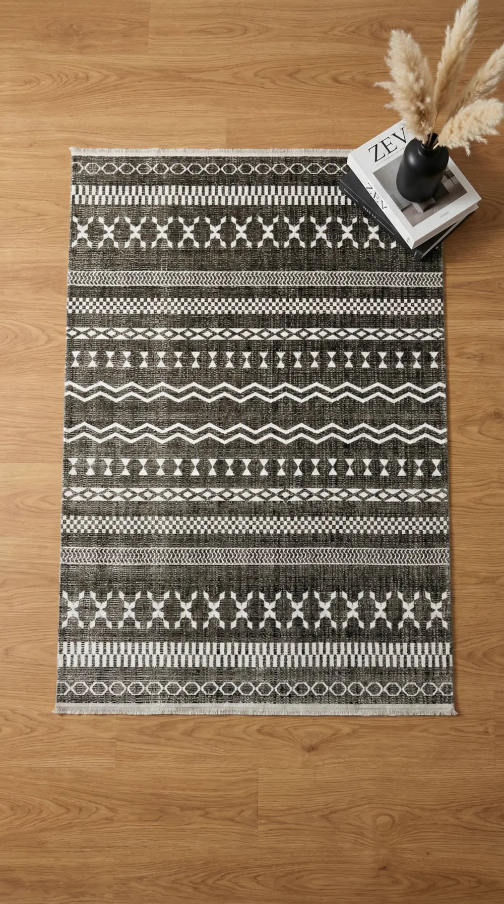 Zev Vogui Antrasit Çizgili Modern Geometrik Akrilik Modern Halı St034 160x230