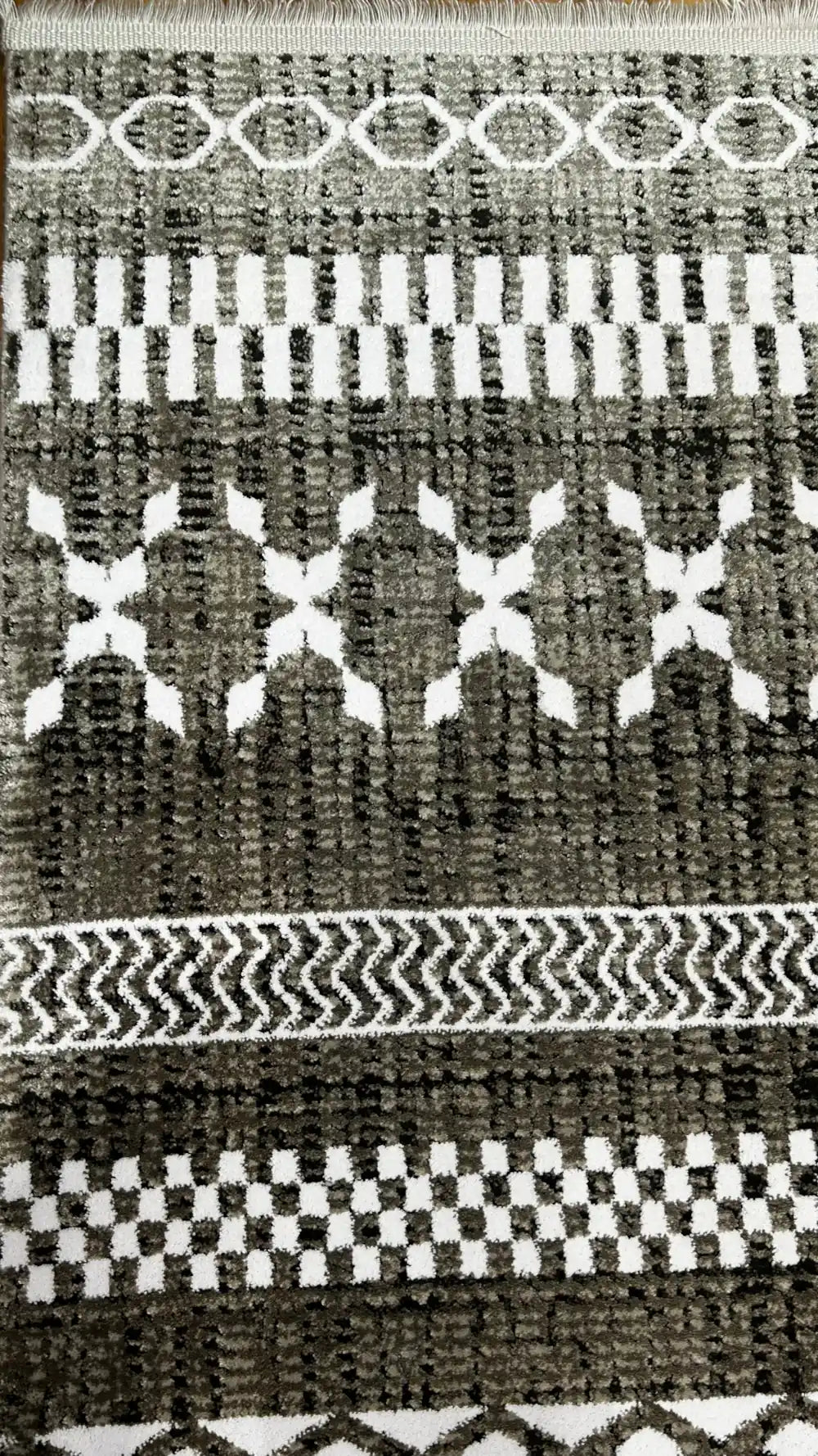 Zev Vogui Antrasit Çizgili Modern Geometrik Akrilik Modern Halı St034 160x230