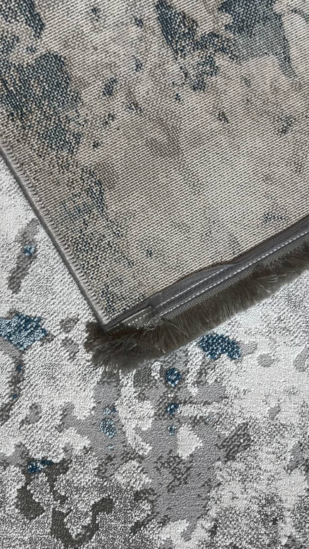 Zev Halı Vogui Serisi Mavi Soyut Desenli Triko Akrilik Halı %60 Fırsat Outlet st028 160x230 | Modern Halı | Zev Halı