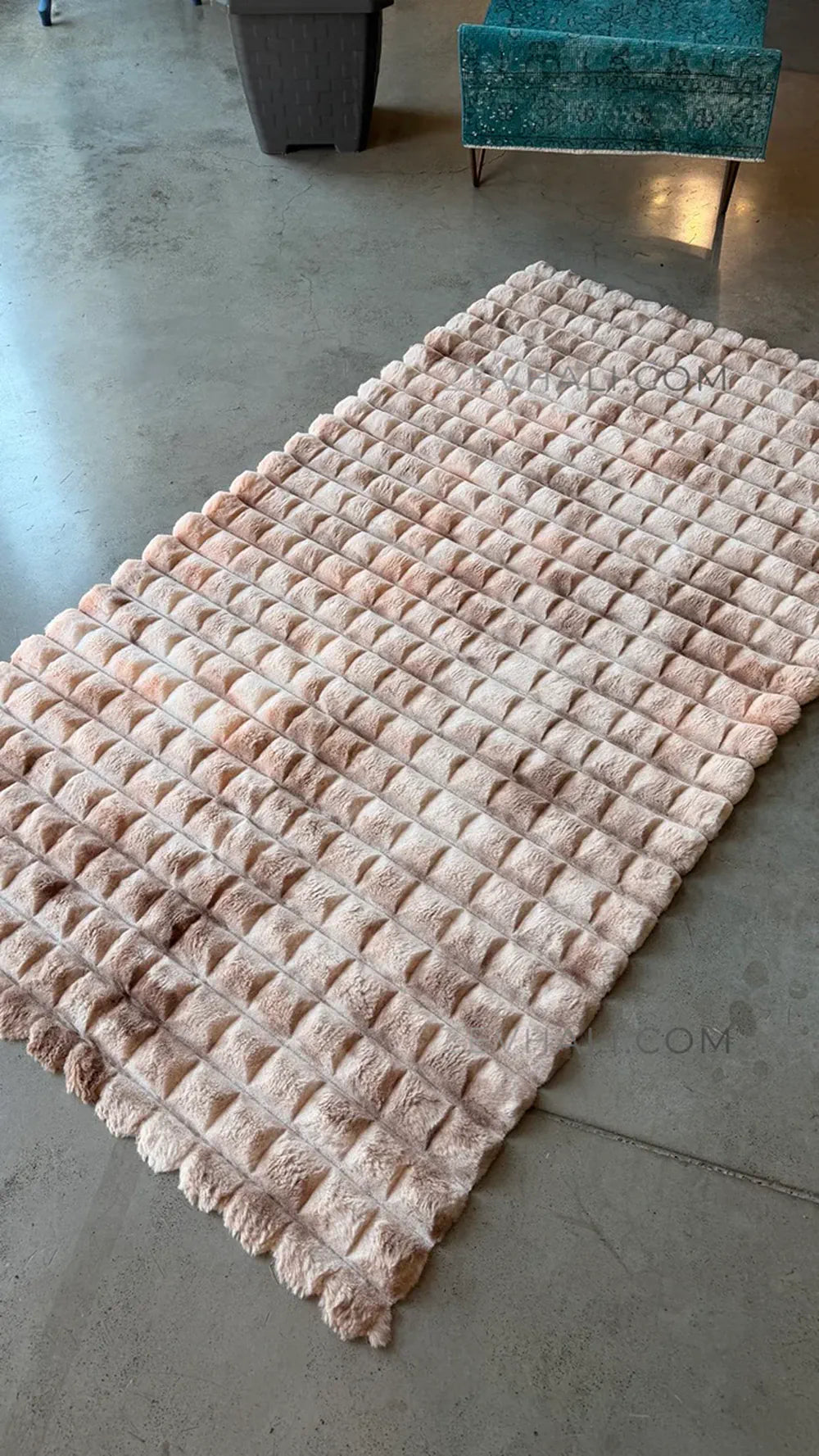 Zev Halı Nerm Batik Vizon Kaymaz Keten Taban Yıkanabilir Tüy Dökmeyen Peluş Halı NR08